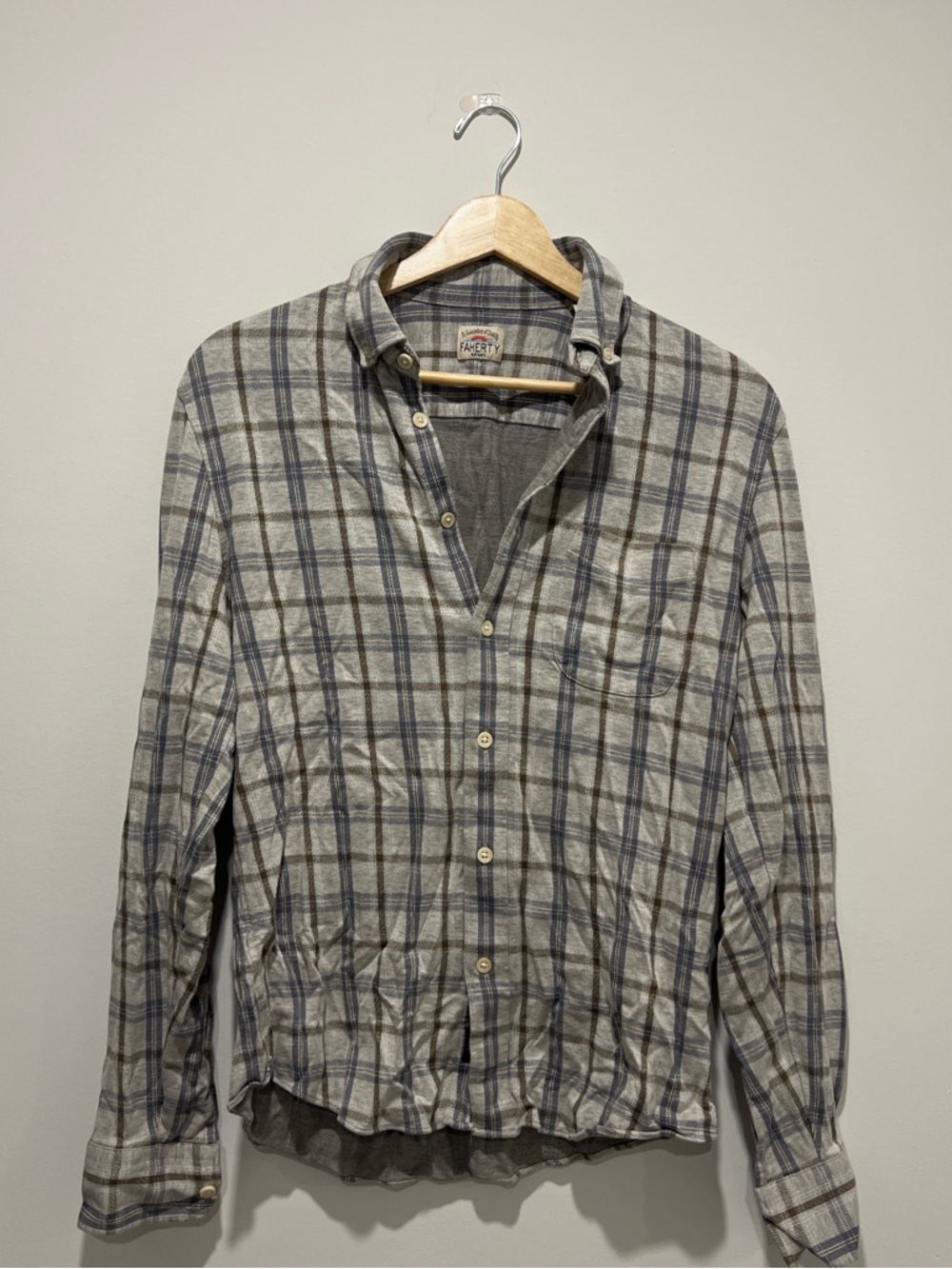 Faherty Gray and Blue Plaid Lightweight Button-Up